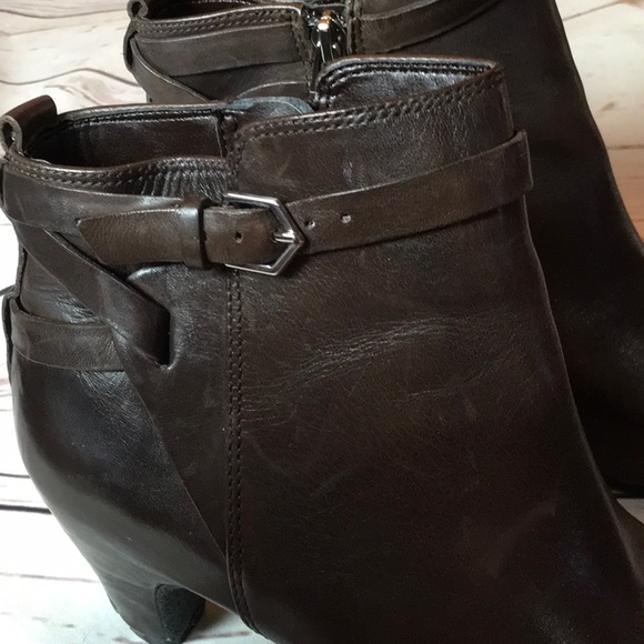 Sam Elderman Bootie (Maddox) - Picture 2 of 8